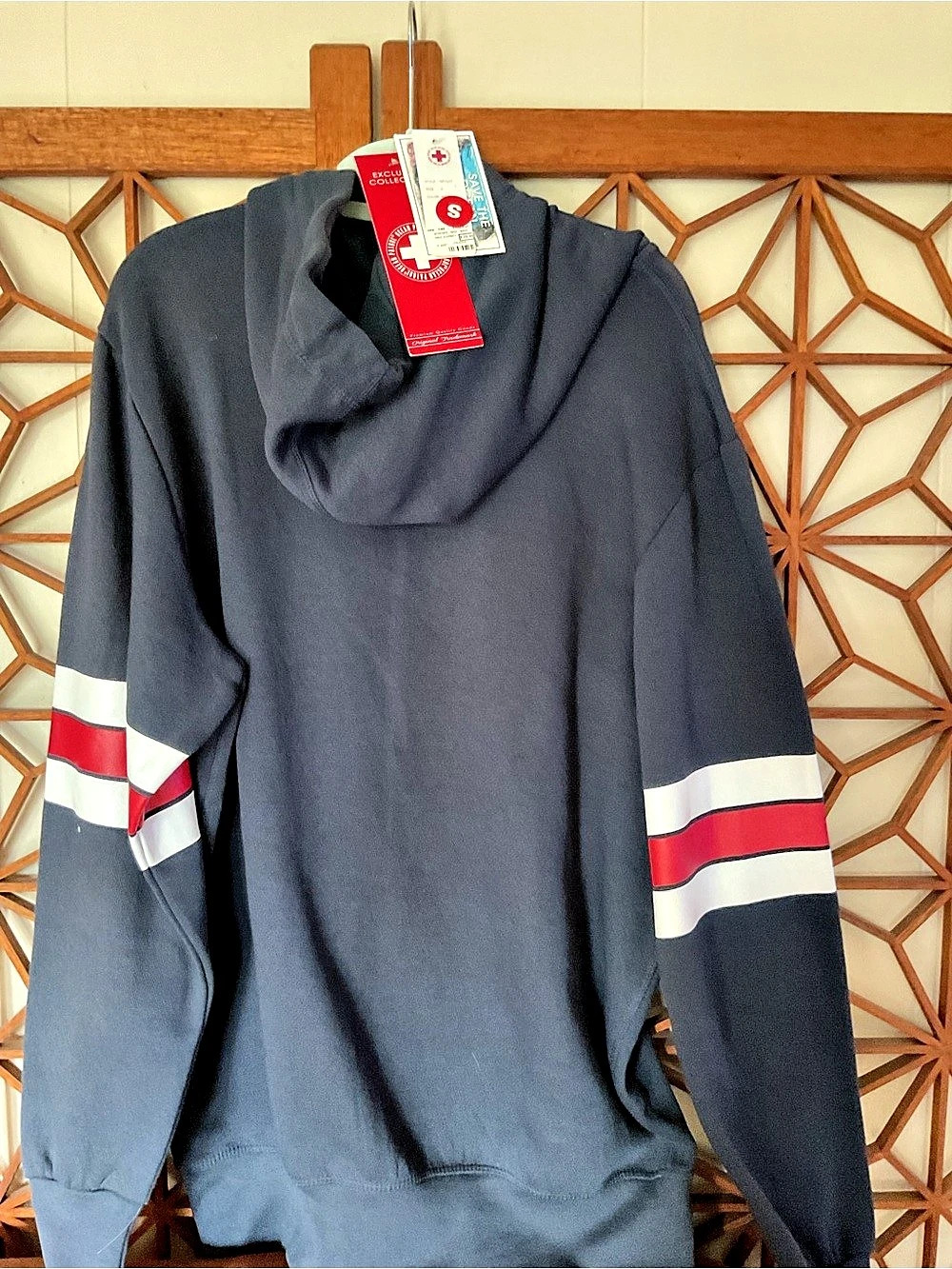 Ocean Patrol Coastal Collection Destin FL Hoodie Blue & Red Small - Picture 3 of 4